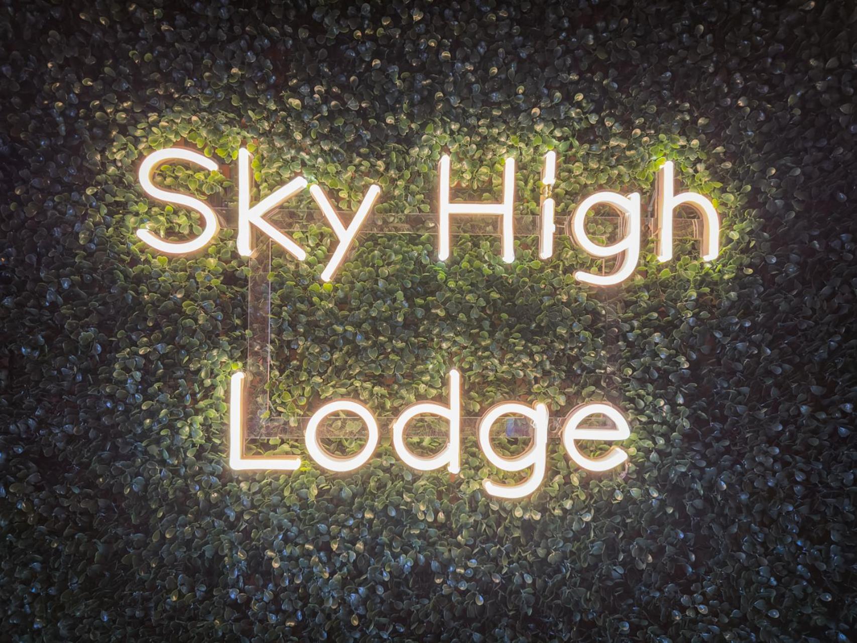 Sky High Lodge By Bk Stays. Large Cabin. Amazing Views. Game Room. Jacuzzi. Six Bedrooms. Sleeps 12 Blue Ridge Eksteriør billede